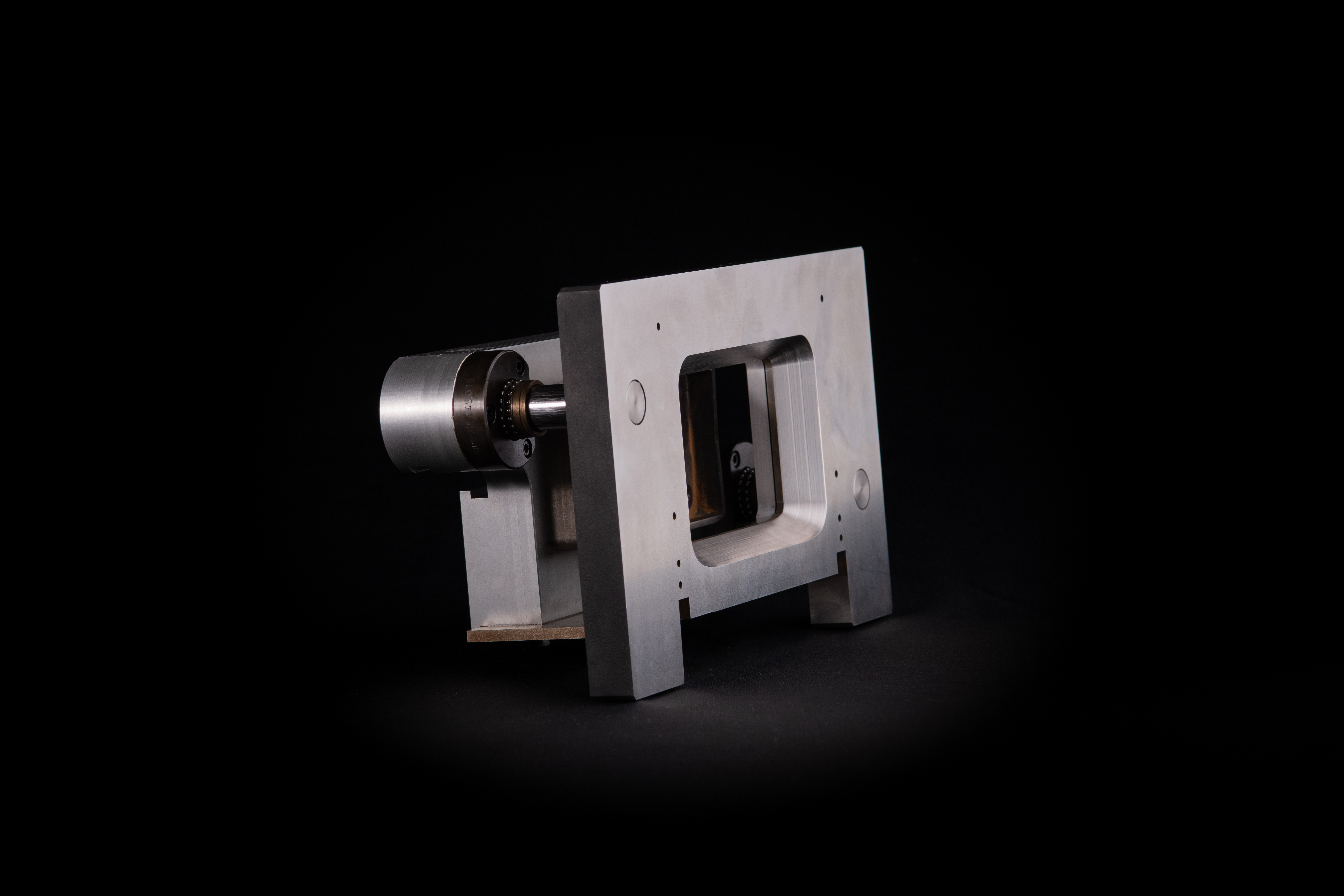 Rectangular Die Cutting Tool